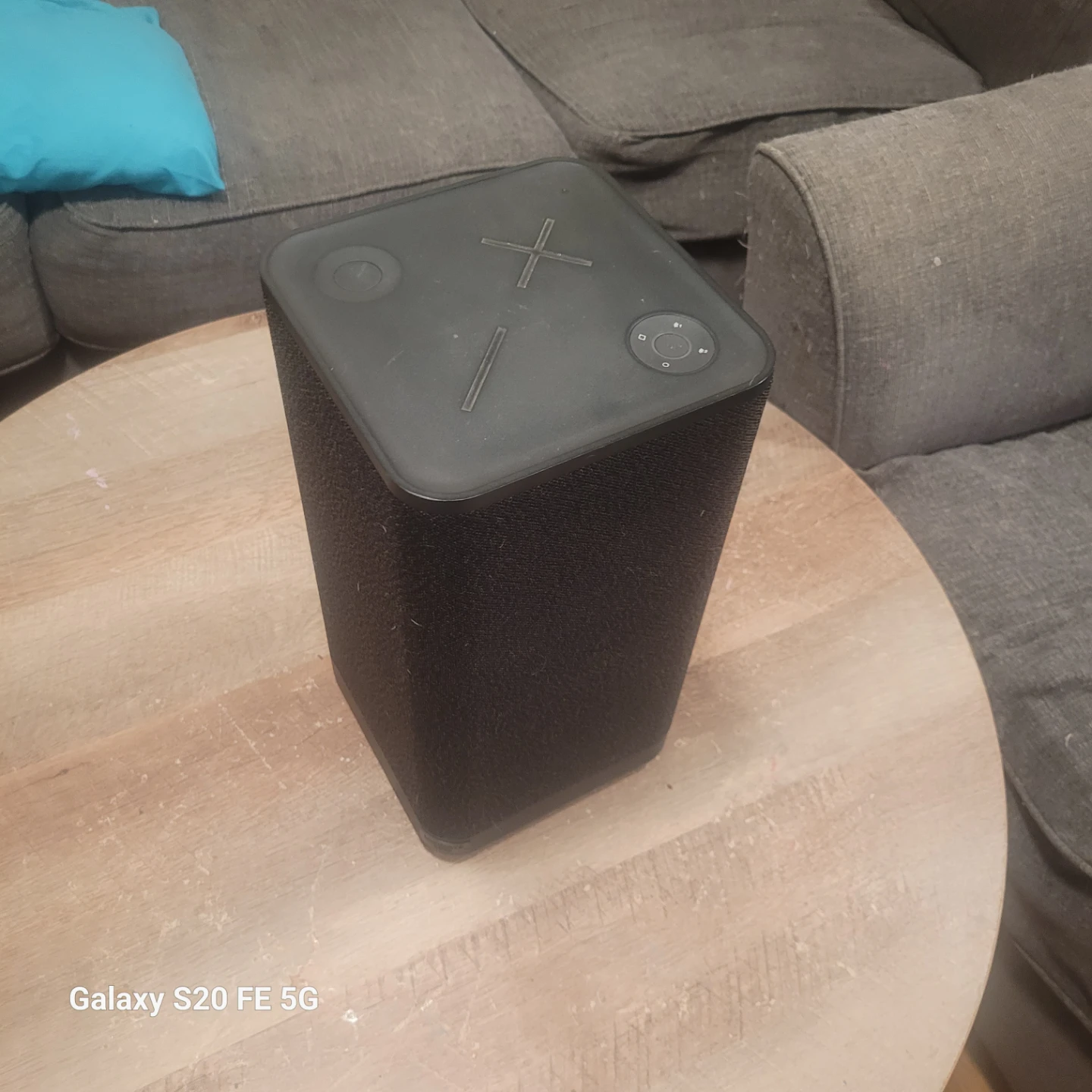 Ultimate Ears HYPERBOOM Portable Speaker - photo 3