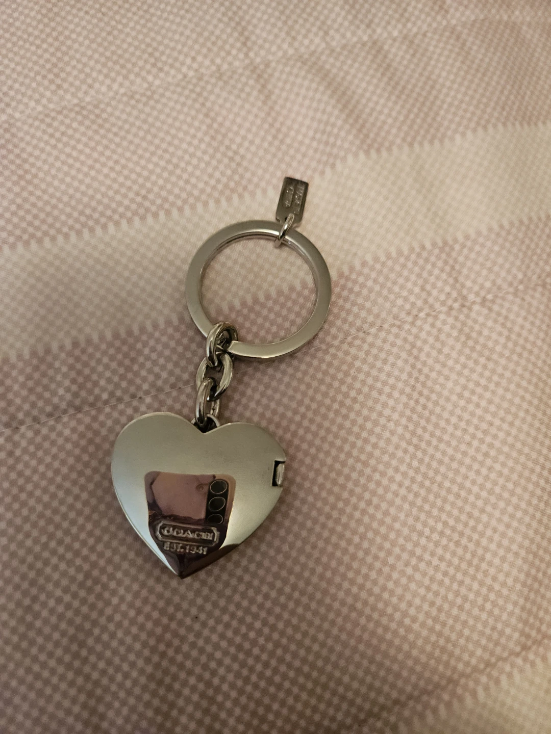 Coach Heart Shaped Keychain - photo 2