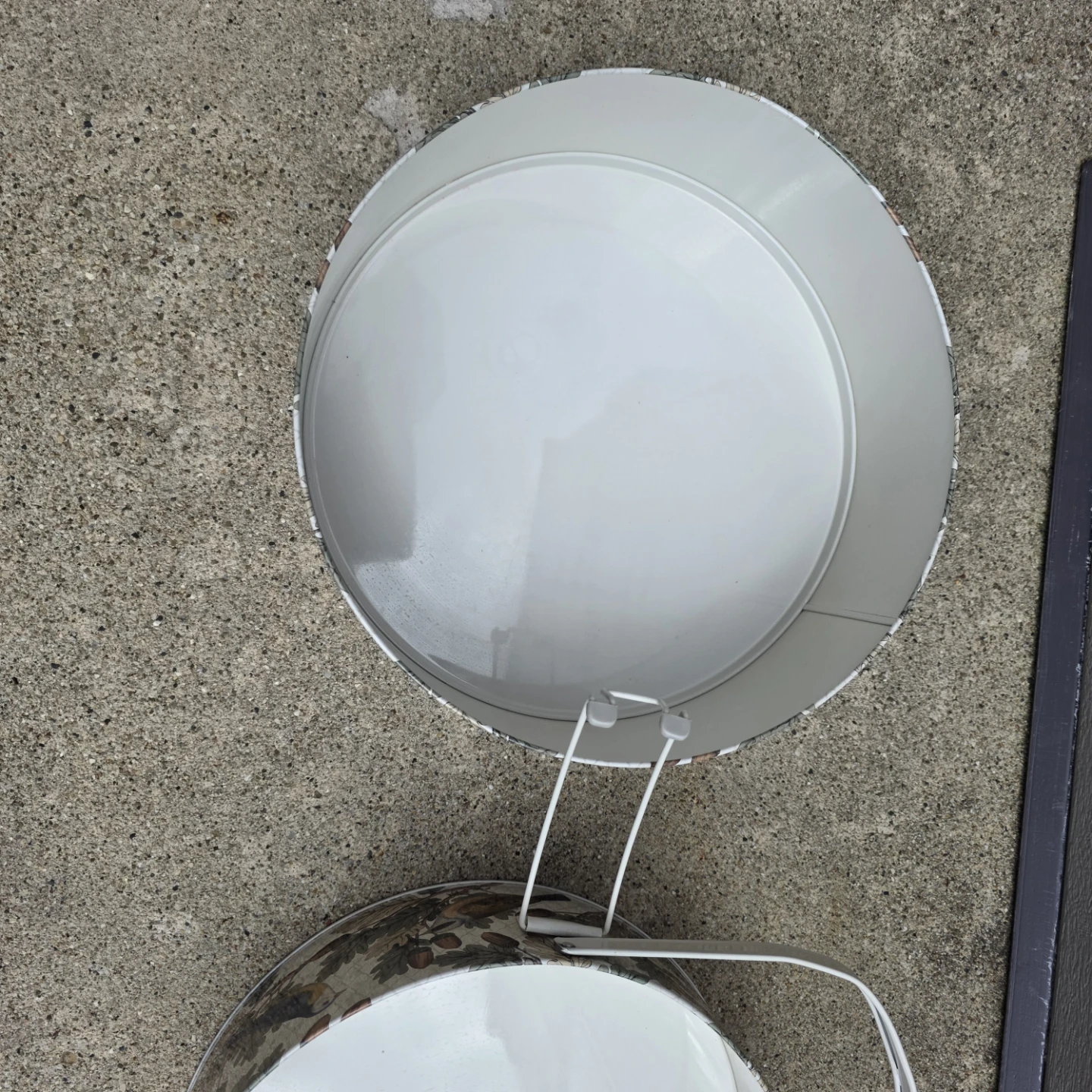 Pie Carrier Tin 12 in wide, 8 in tall - photo 4