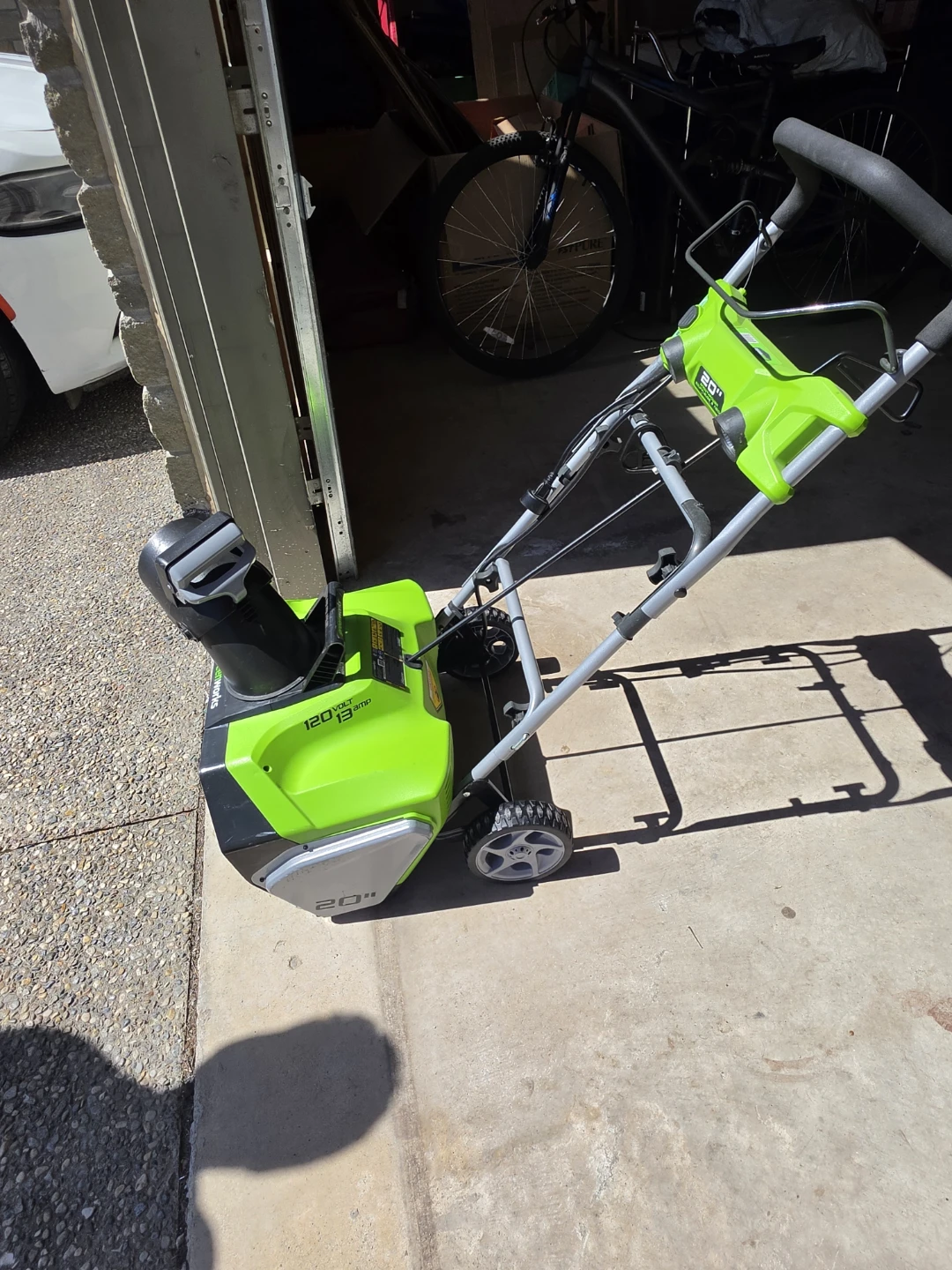 Greenworks 20" Electric Snow Thrower - photo 3