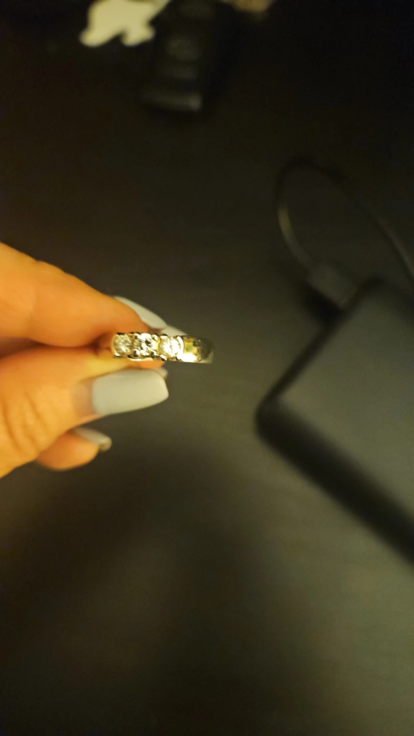 3 Stone Natural Diamond Ring, NEW, white gold - photo 2