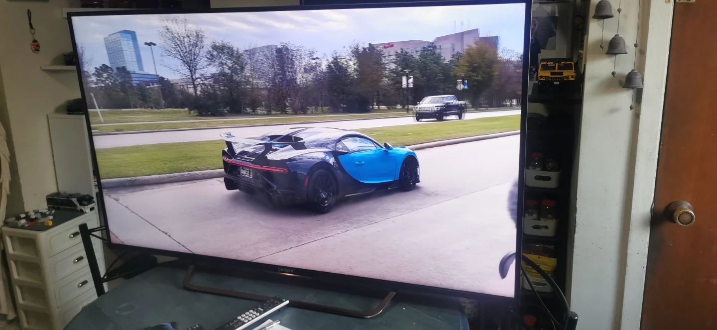 Sony 55" 4K TV - Model XBR-55X850C for repair or parts - photo 3