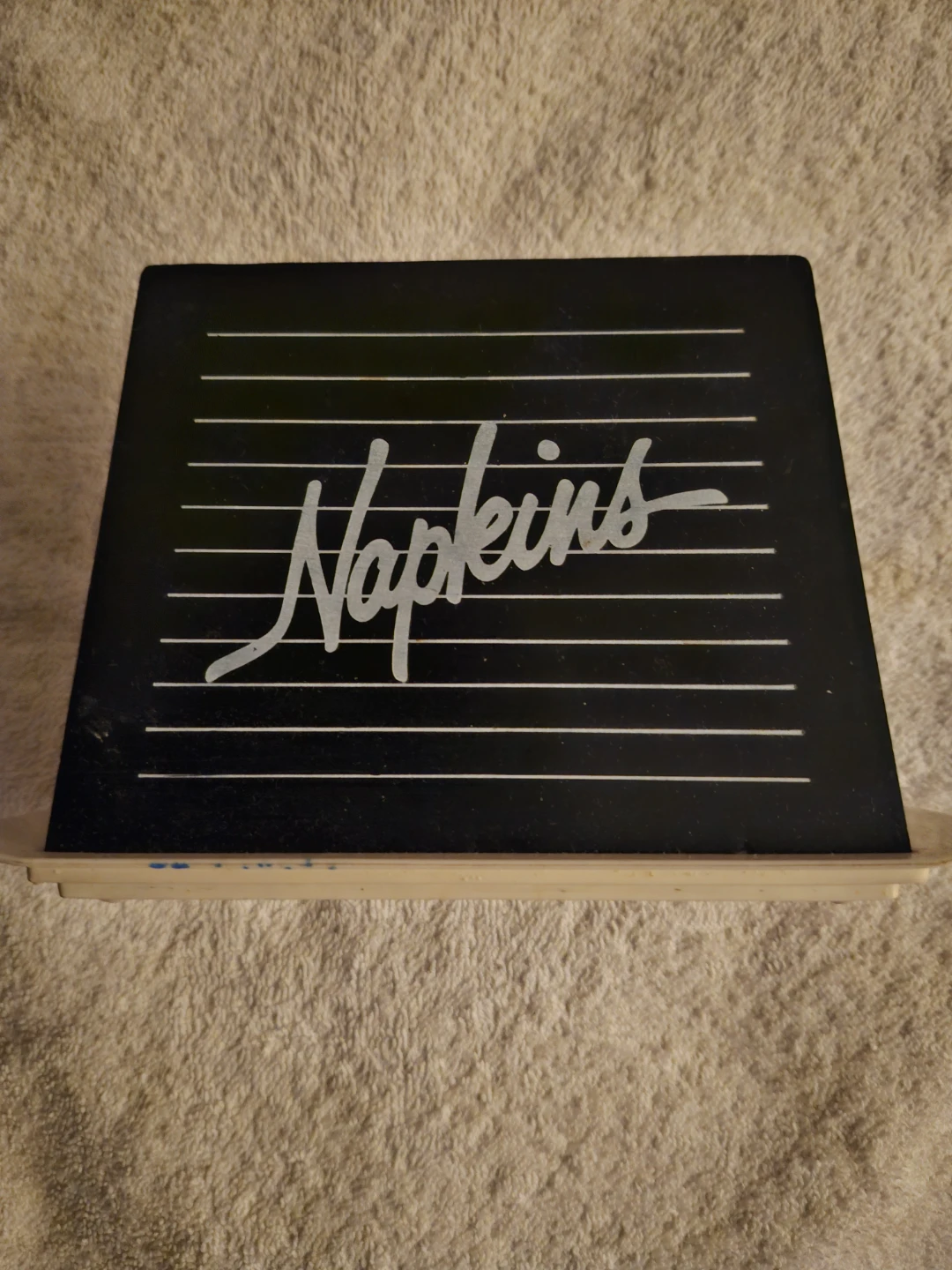 NEW NAPKIN HOLDER 🥕 BLACK, WHITE
