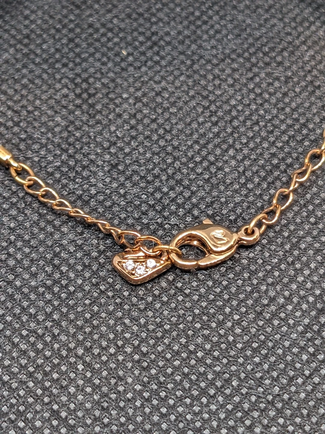 Swarovski Rose Gold V-Shape Bracelet - photo 3