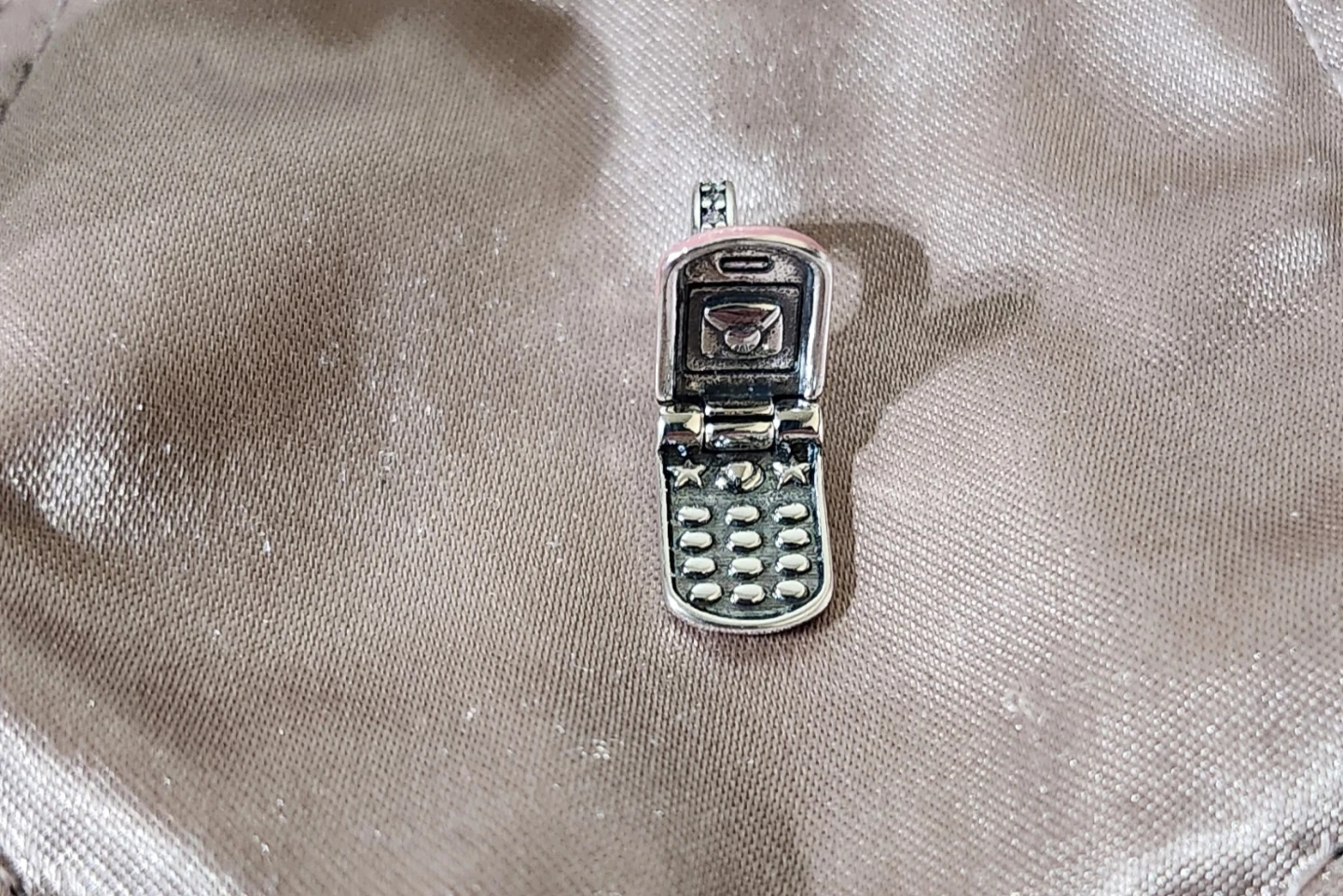 Flip Phone Charm - photo 2