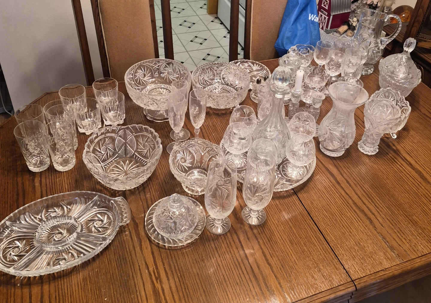 Large Crystal Set - Vintage Pinwheel Cut Glass - photo 2