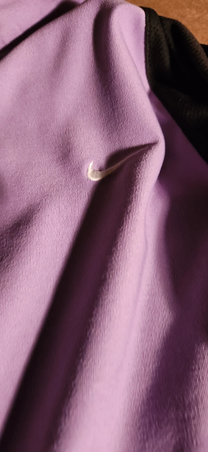 Nike ladies Lavender Athletic Top Size large