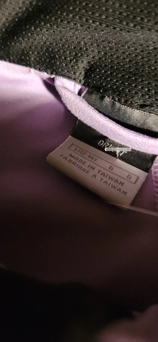 Nike ladies Lavender Athletic Top Size large - photo 2