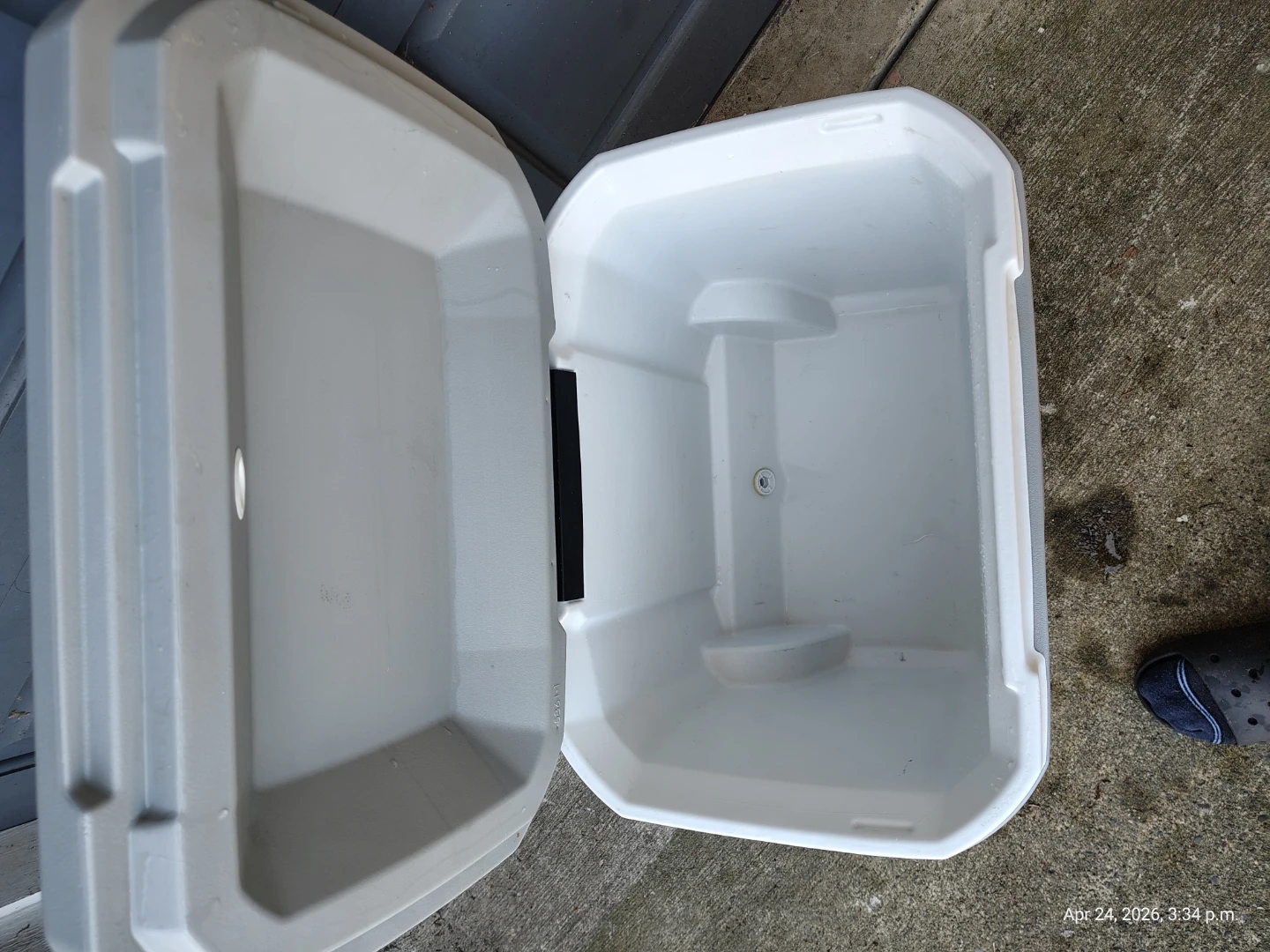 Coleman 50qt Extreme 5 Day Wheeled Cooler - photo 4