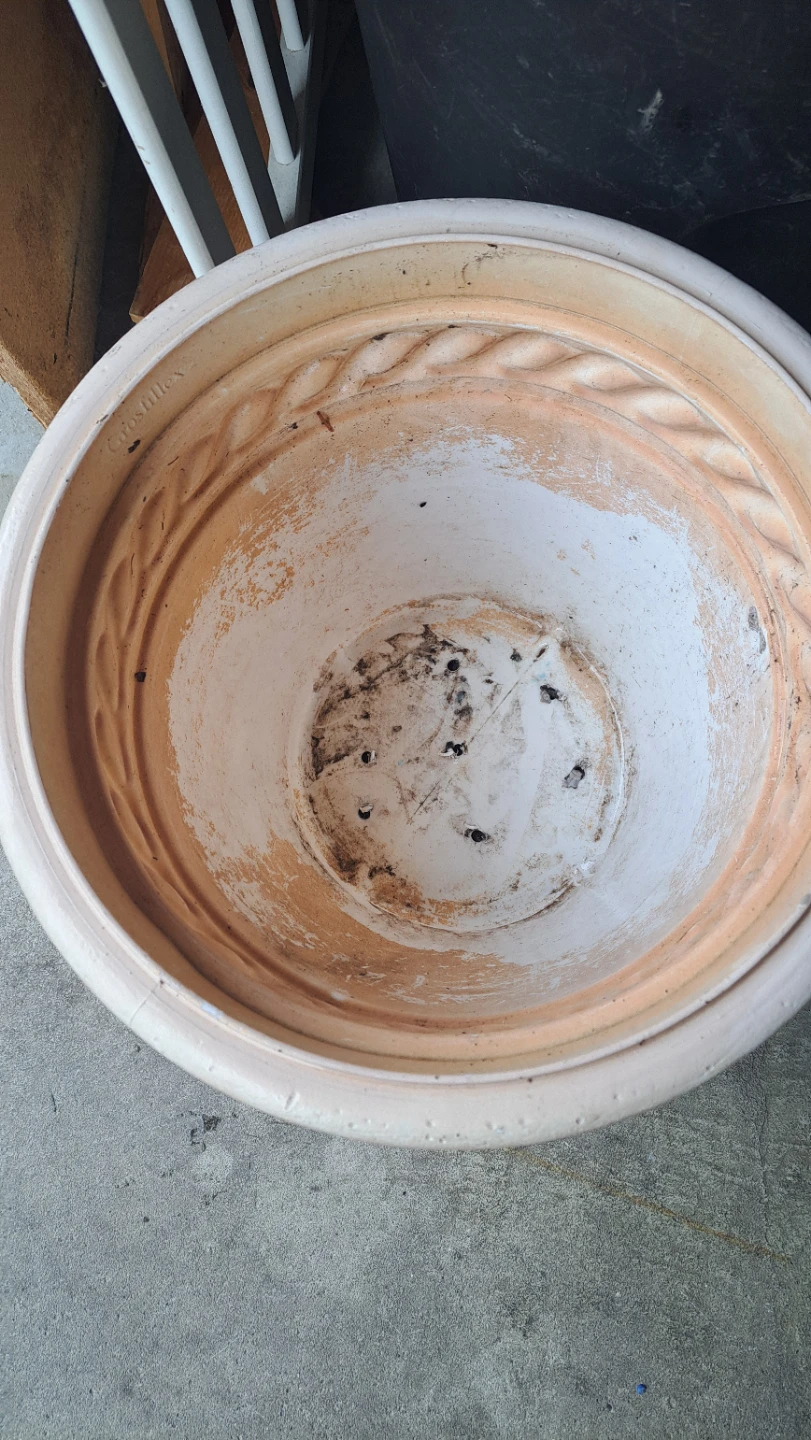 Cortina Decor 18" Planter - photo 2