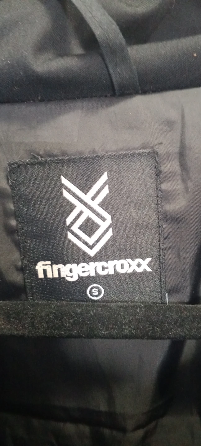 Fingercroxx Black Puffer Jacket - Size S - photo 2