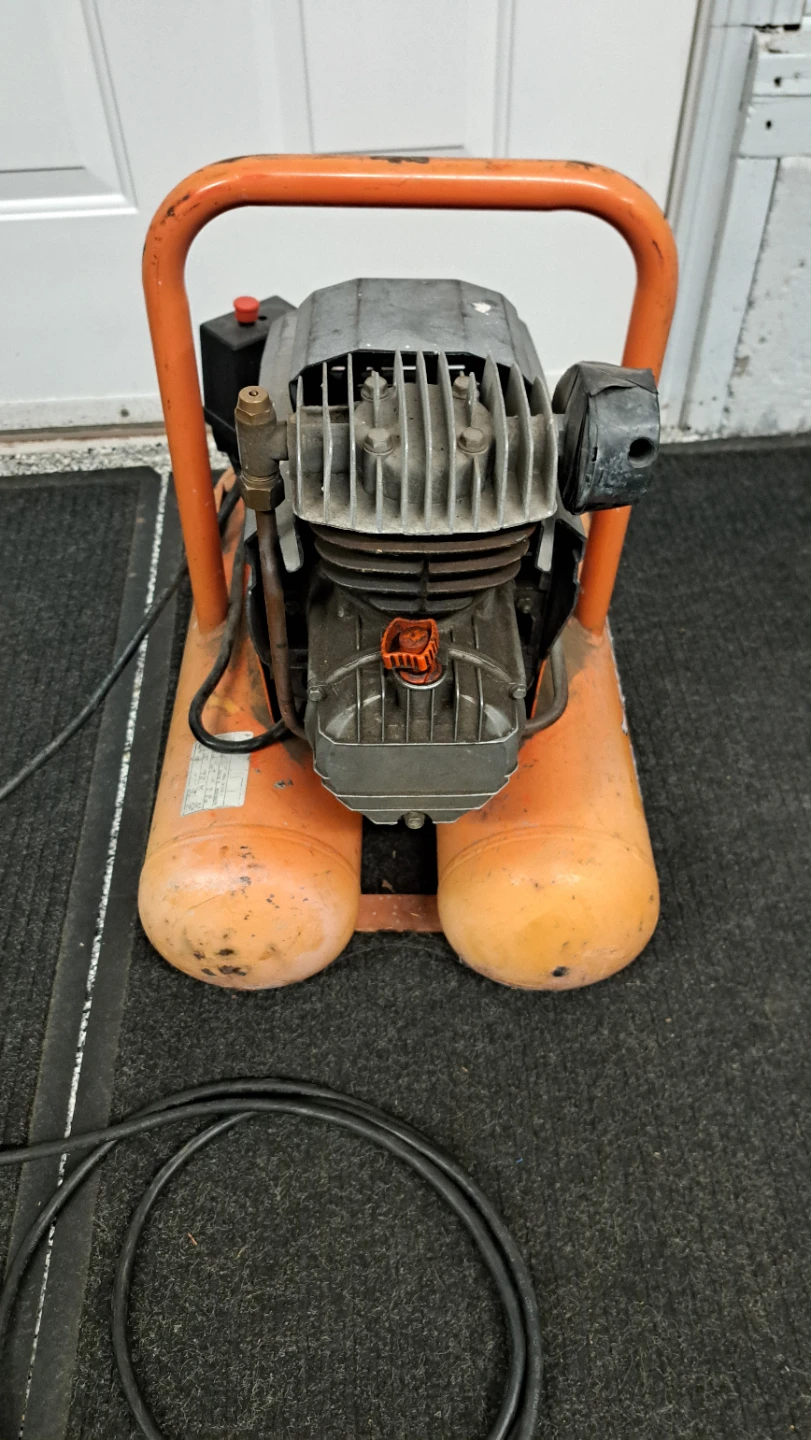 Fini Biscout MK200 Air Compressor - photo 4
