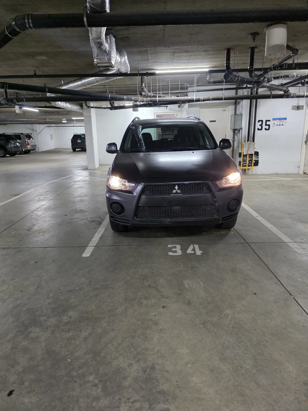 Mitsubishi Outlander SUV