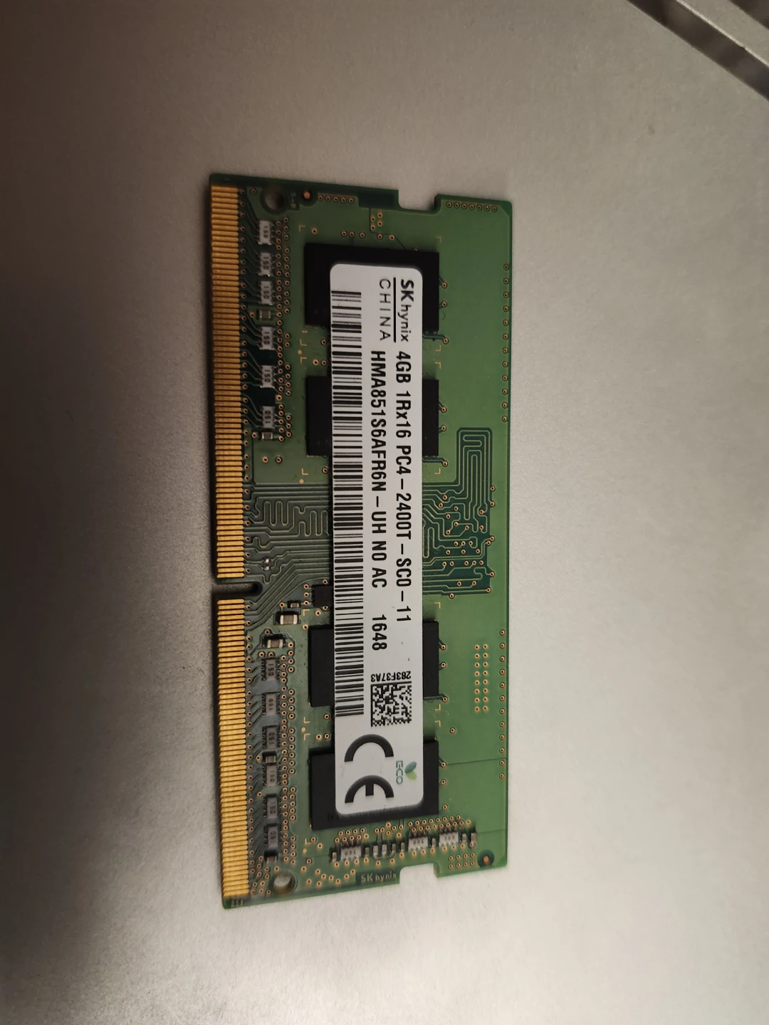 SK hynix 4GB PC4-2400T RAM Module