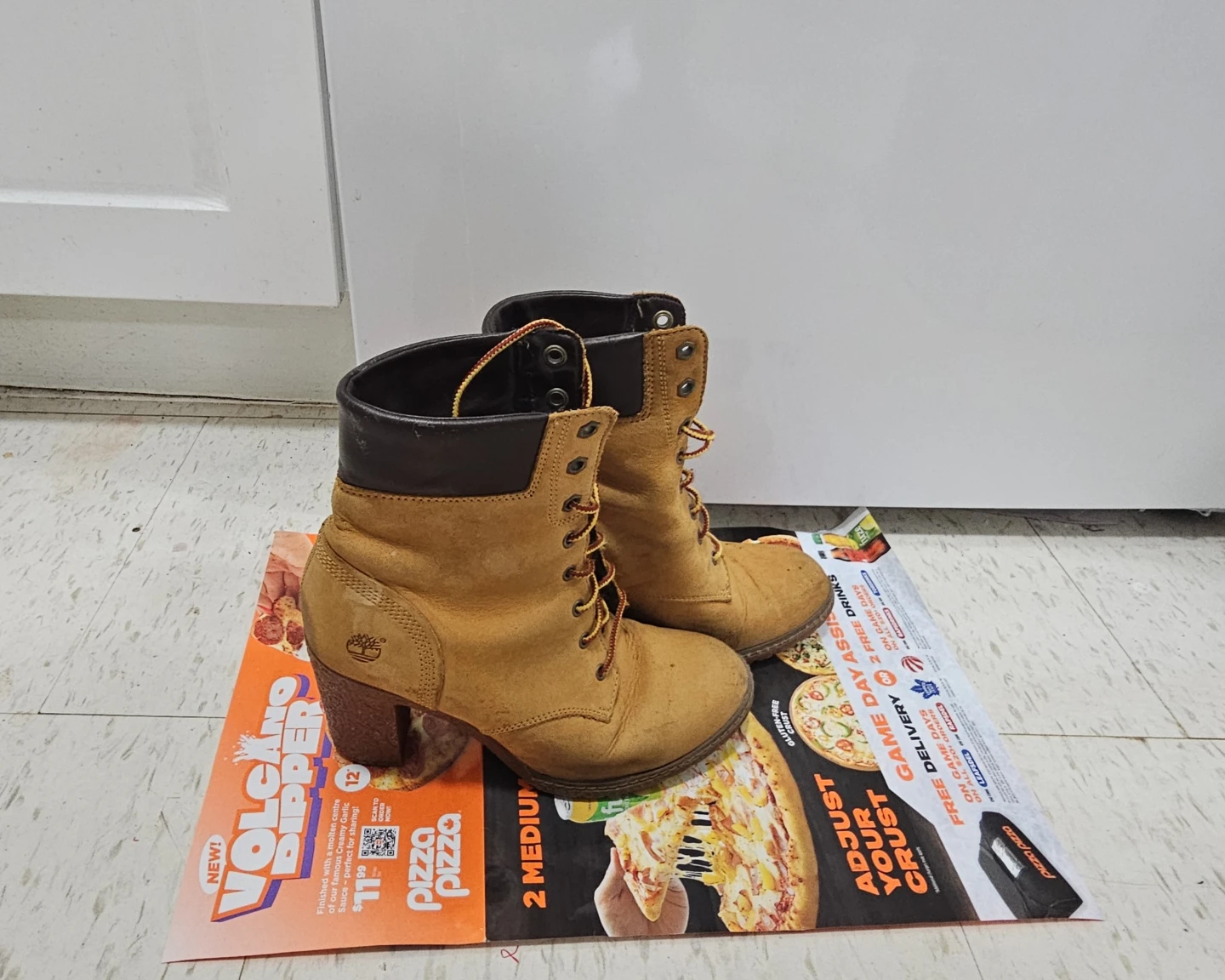 Timberland Women's Heel Boots - Tan - photo 3