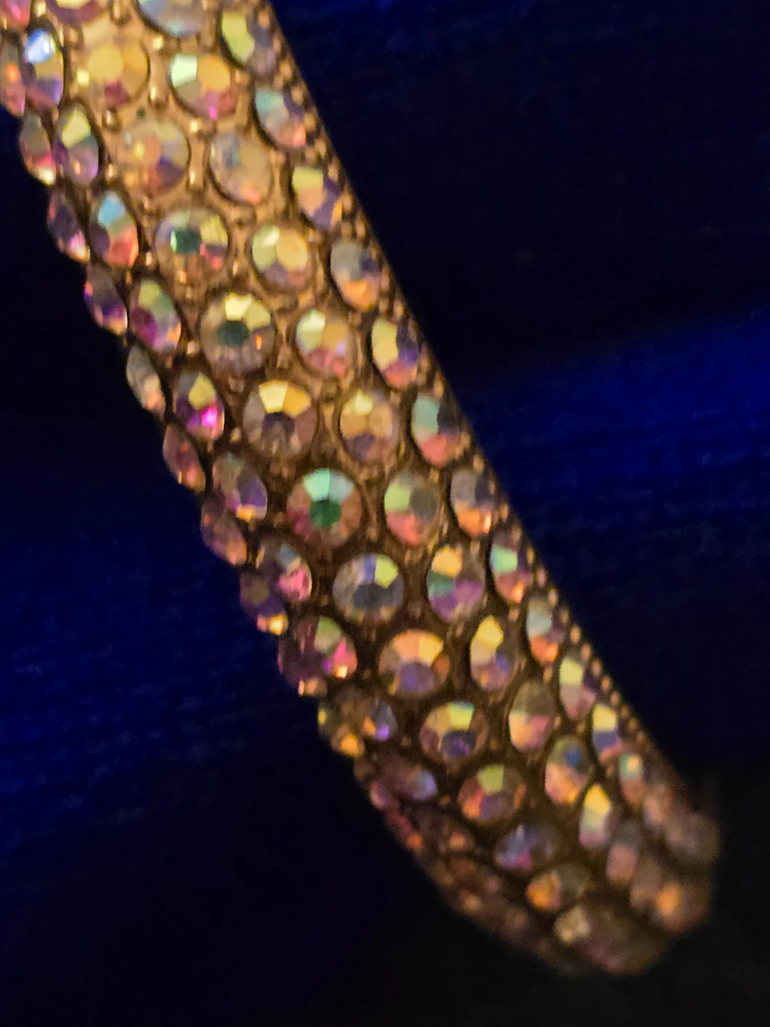 Sparkly iridescent Bangle Bracelet - photo 3