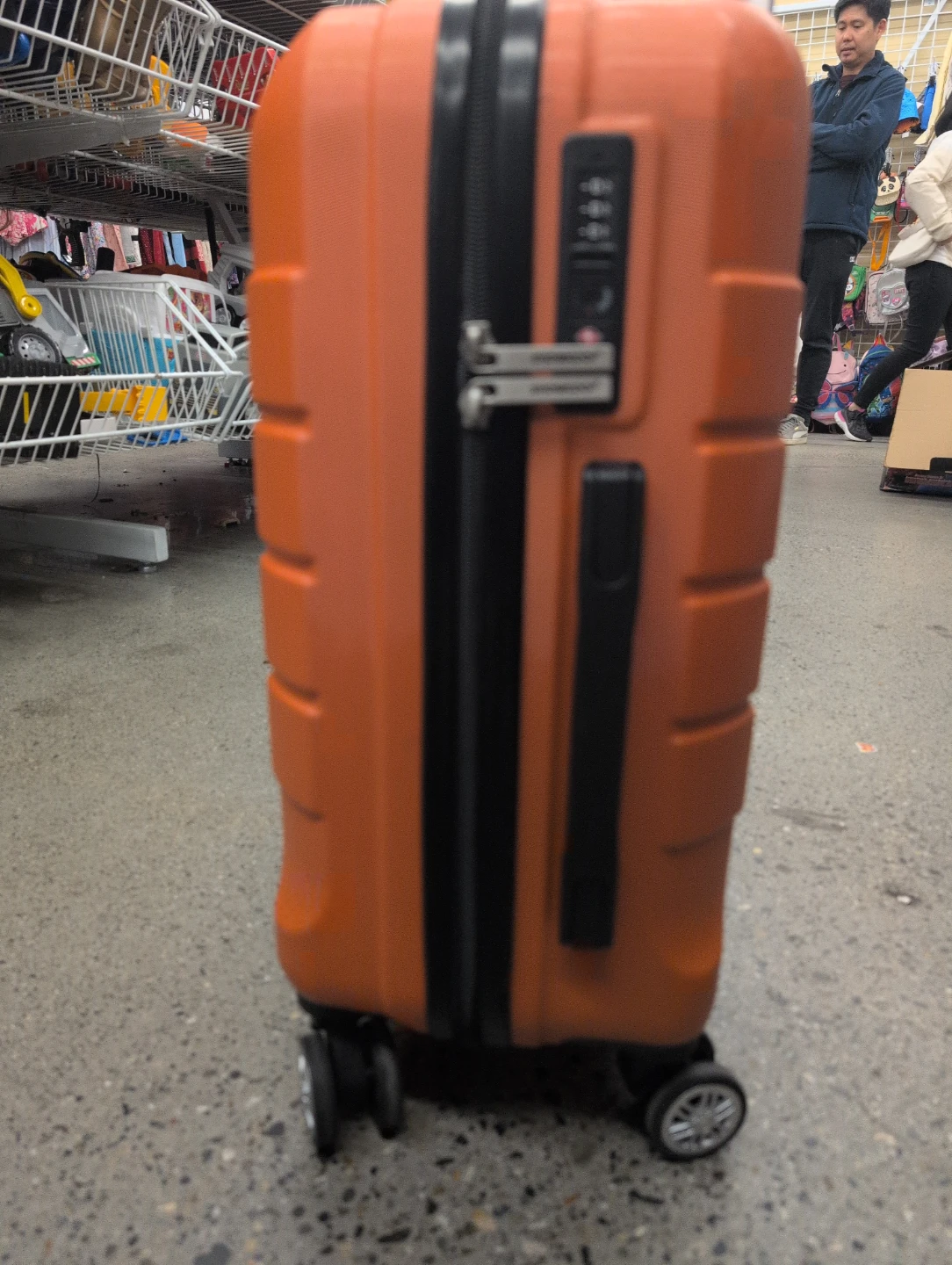SHOWKOO Orange Hardside Spinner Suitcase - photo 4