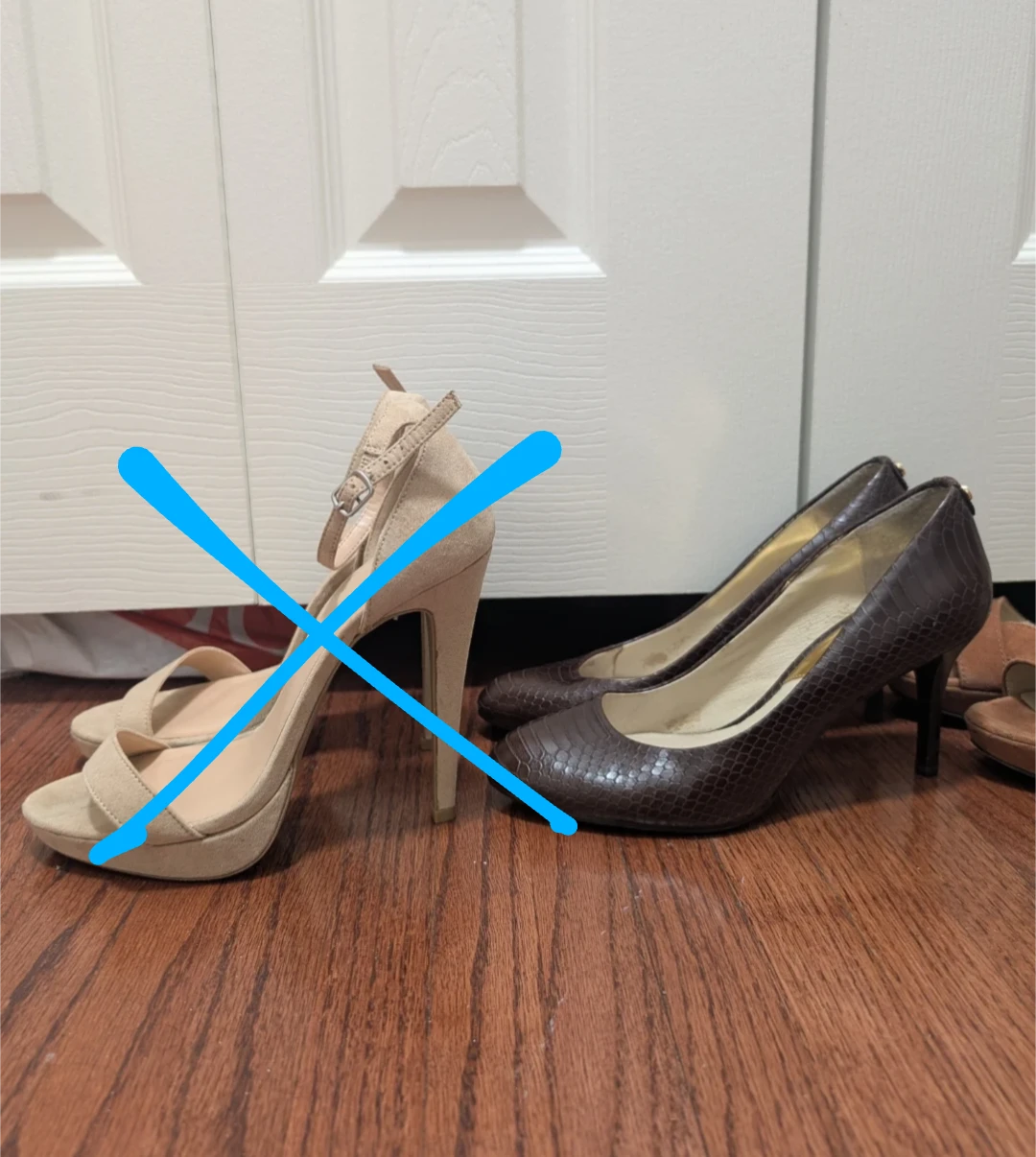 Size 7-7.5 heels - photo 5