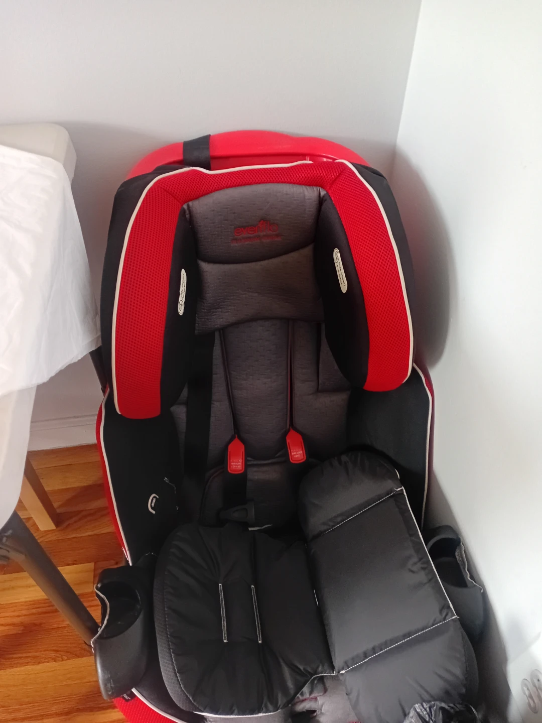 Evenflo Platinum Series Car Seat