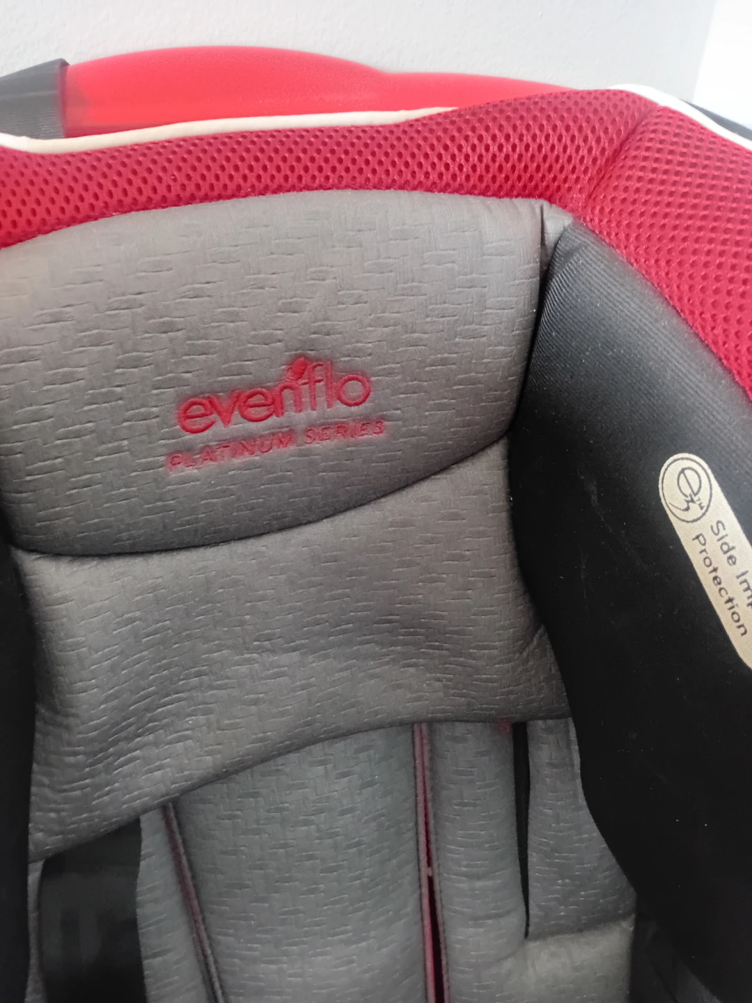 Evenflo Platinum Series Car Seat - photo 2