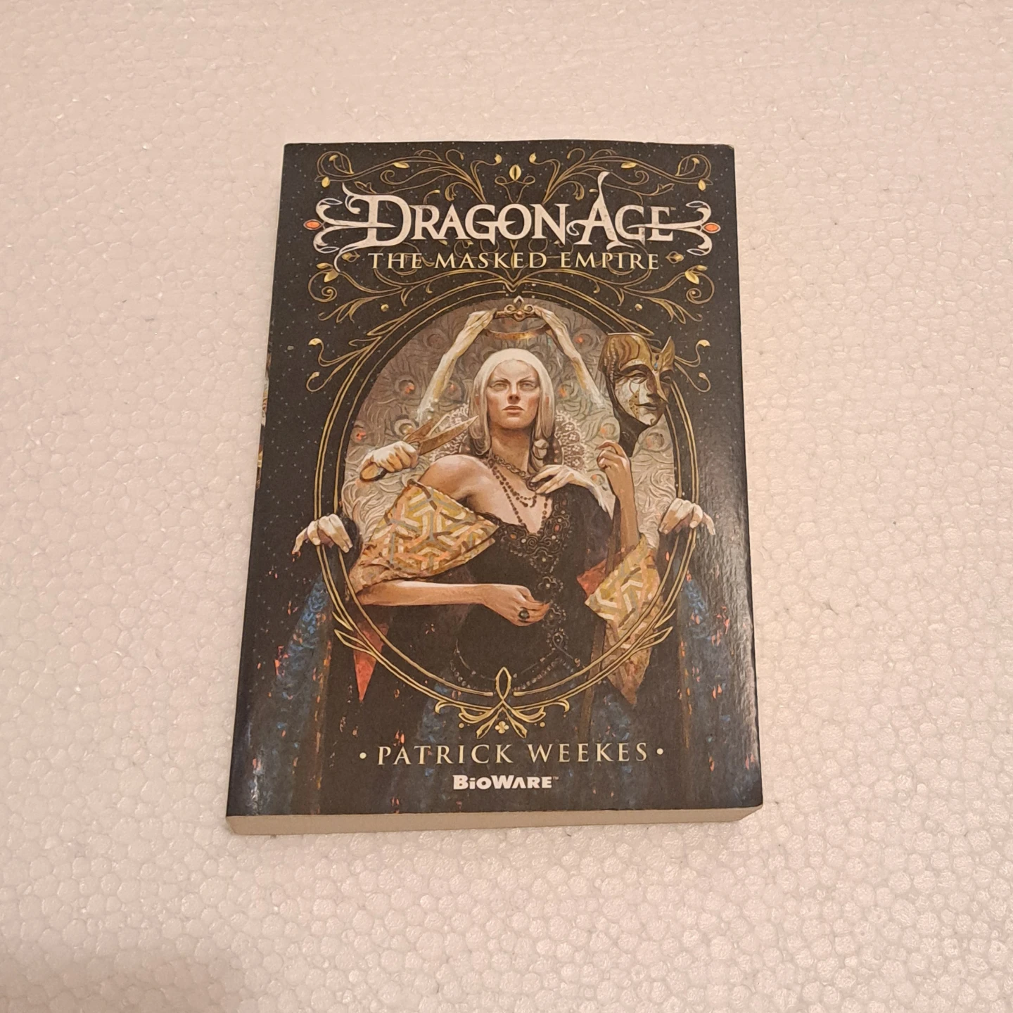 4 Dragon Age  paperback novels - photo 3