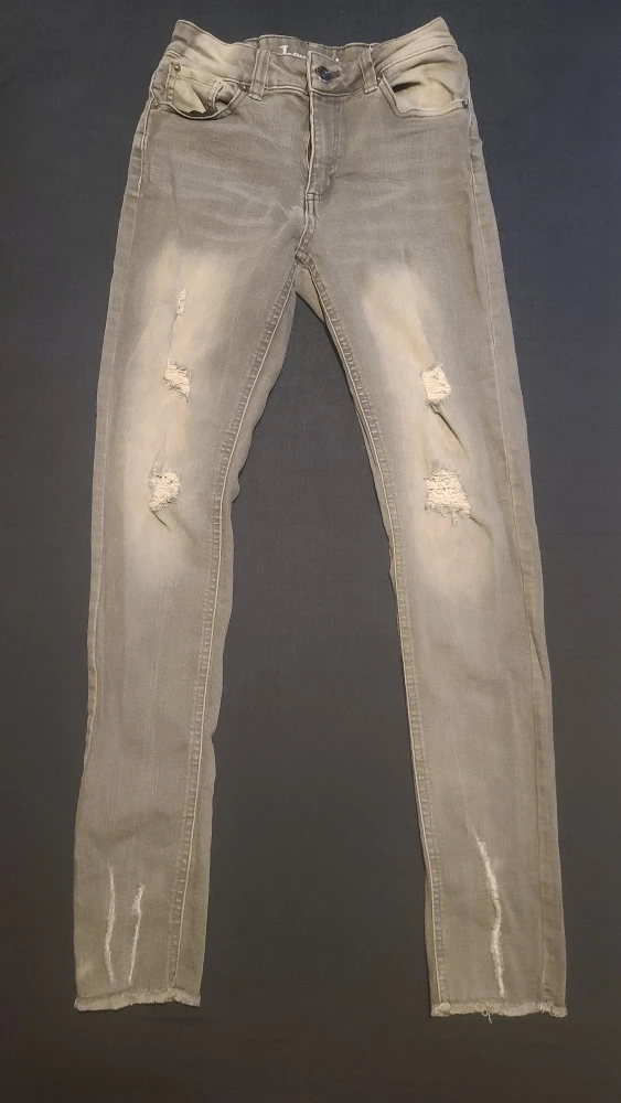 Various Women's Ripped Skinny Jeans