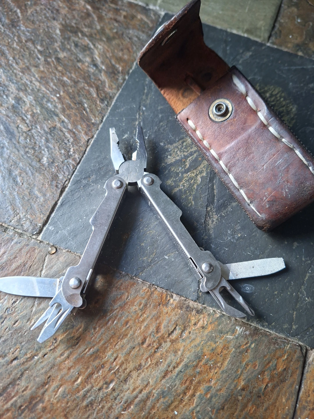 Multitool with Leather Sheath - photo 2