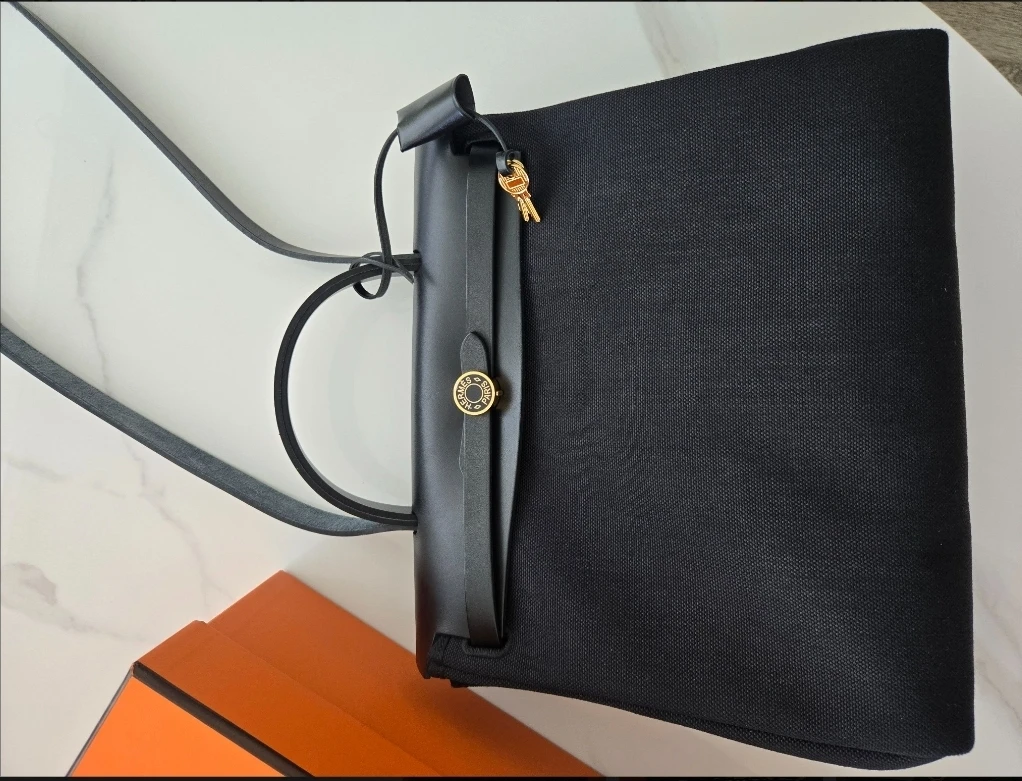 Hermès Black Canvas & Leather Shoulder Bag - photo 3