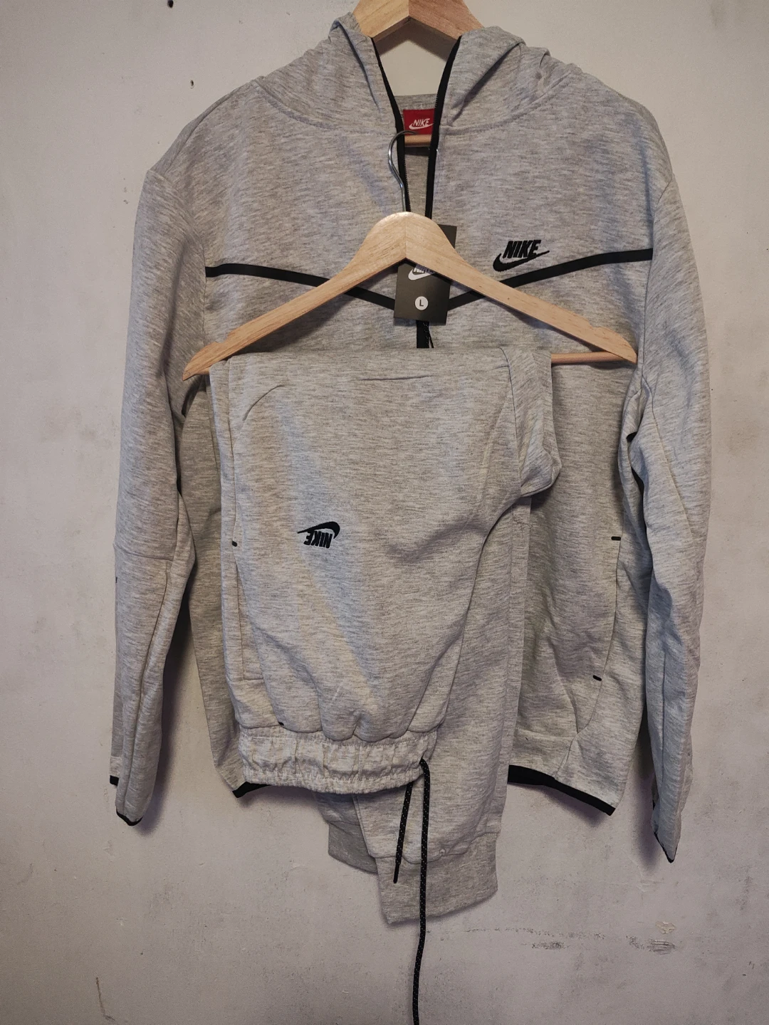 Nike Tech Fleece Full Zip Hoodie & Jogger Set - Grey - Size L