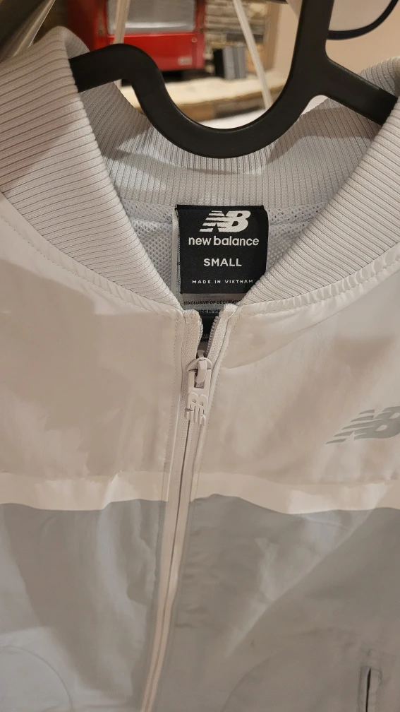 New Balance Bomber Jacket - Small - photo 2