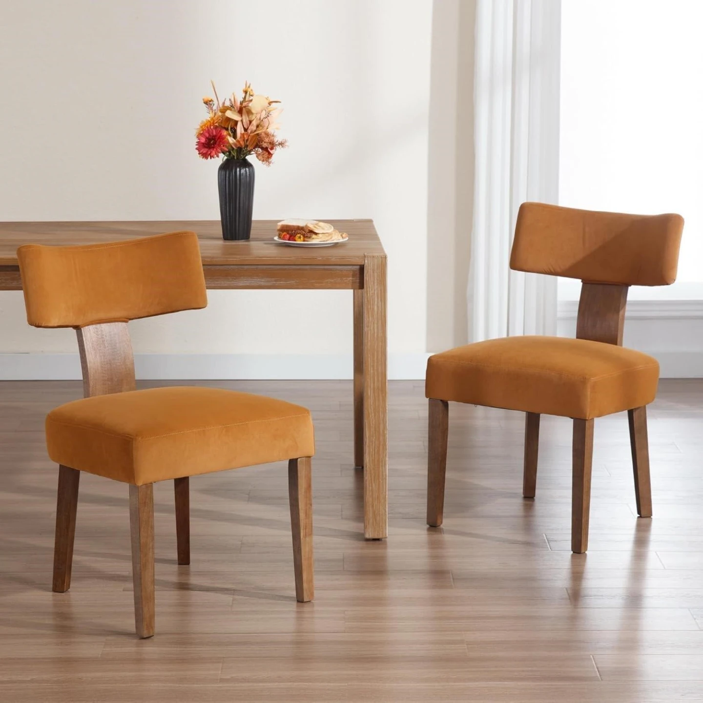 Set of 2 Amber Velvet Dining Chairs