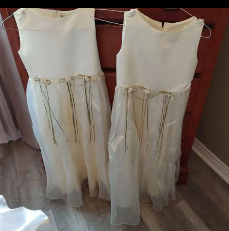 Cream coloured girls' formal dresses - Set of 2