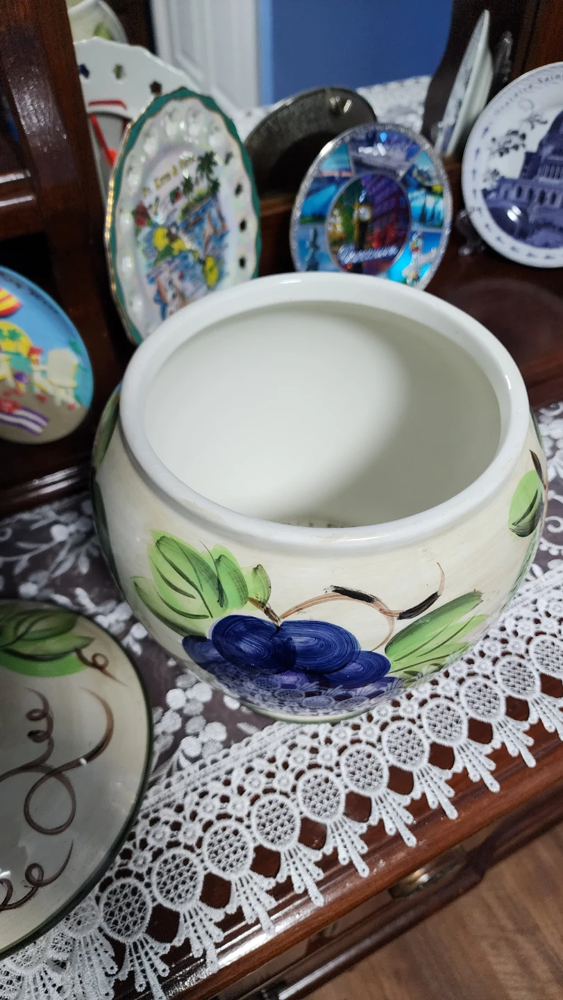 Ceramic Fruit Decorated Canister Jar with Lid
