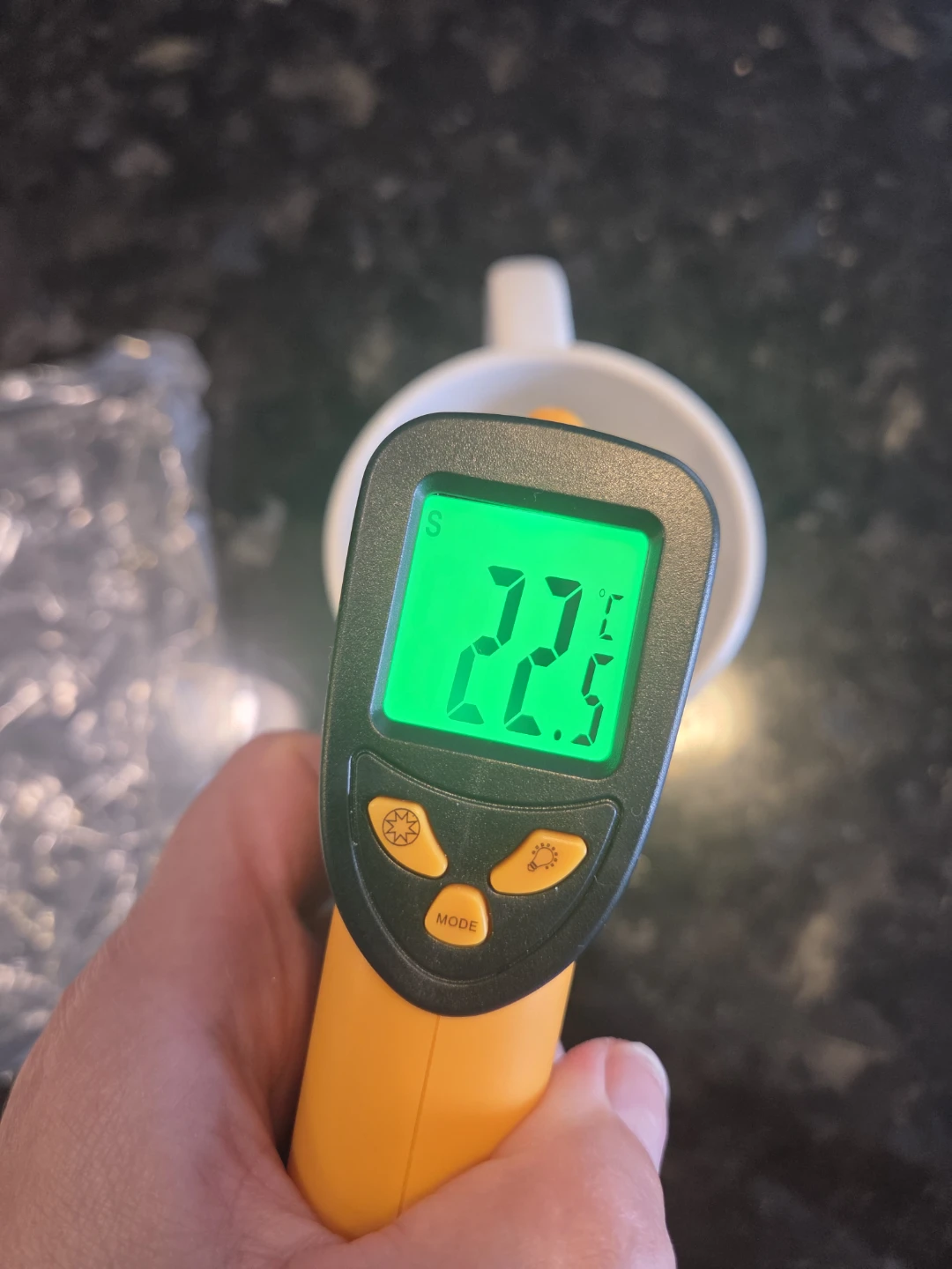 Yellow Infrared Thermometer. New. - photo 2