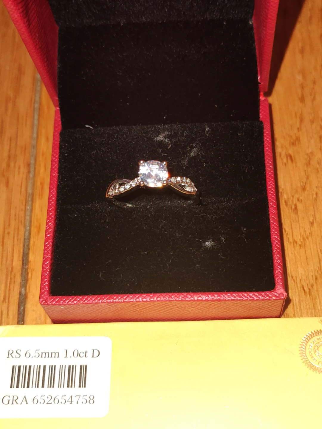 Genuine Moissanite 3ct ring with GRA Certificate Size 6.5 Boxed.