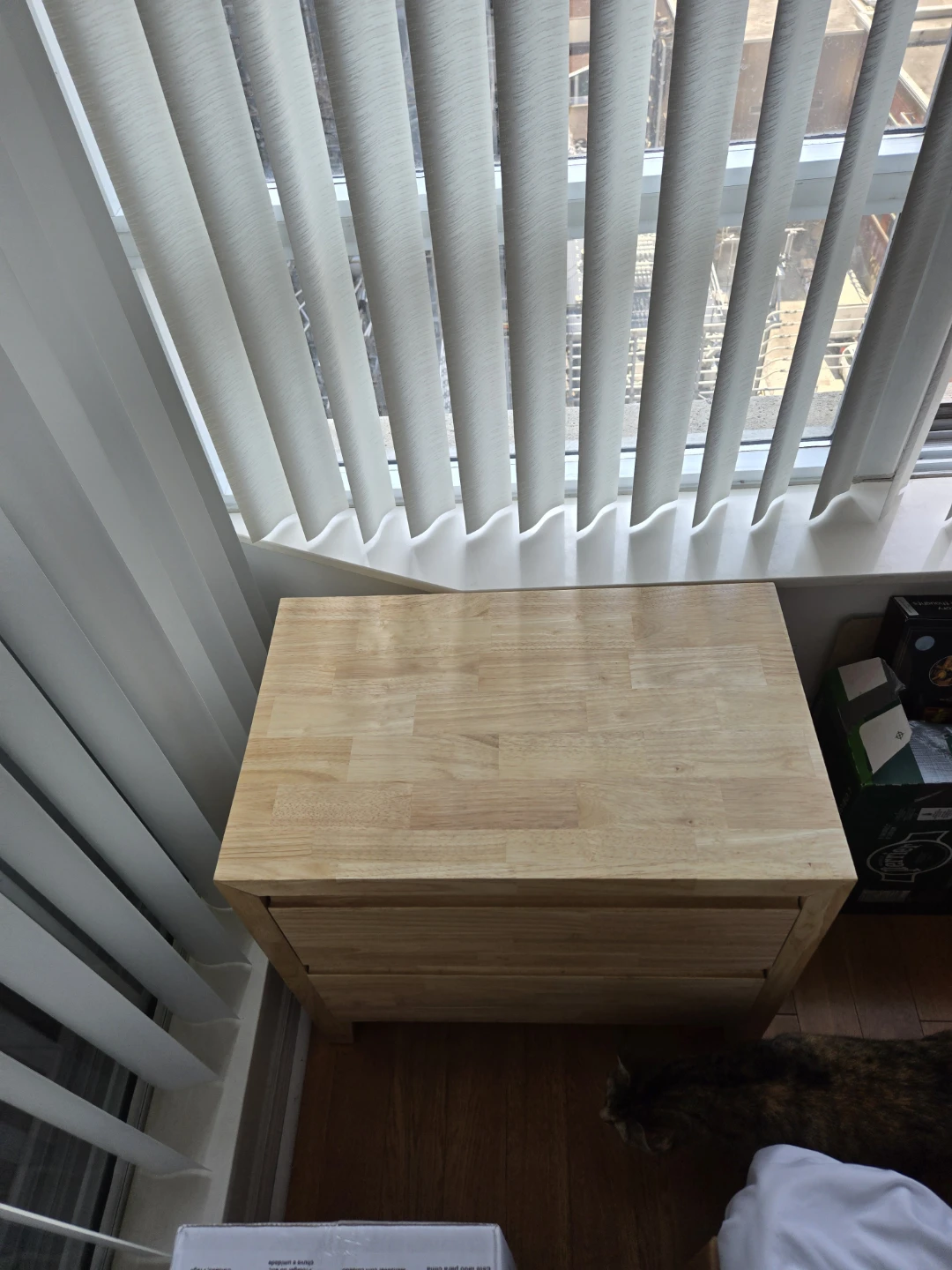 SilknSnow Nara Nightstand(s) 2 avialable - small issues - photo 3