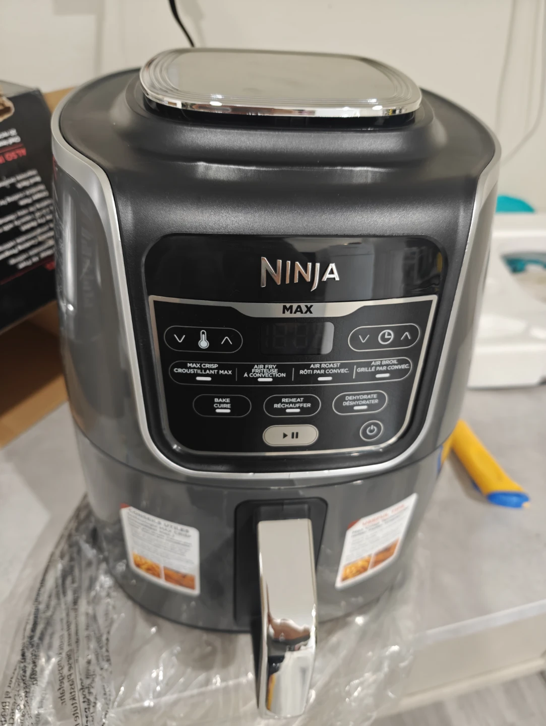 Ninja Air Fryer Max XL 5.5-QT - photo 3