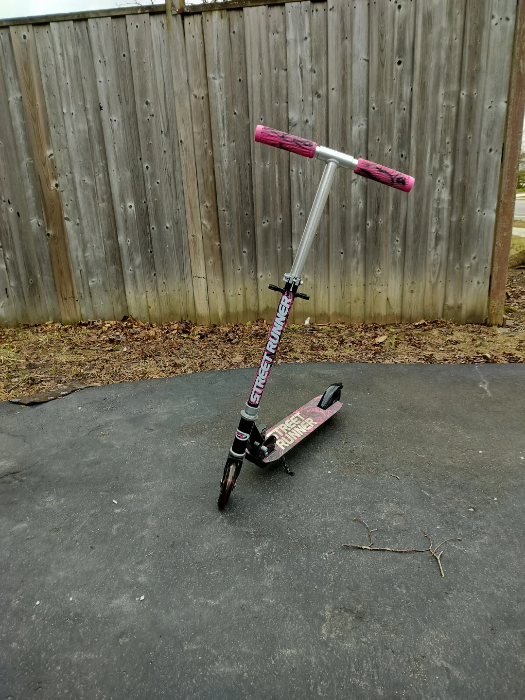 Pink Street Runner Scooter - photo 2