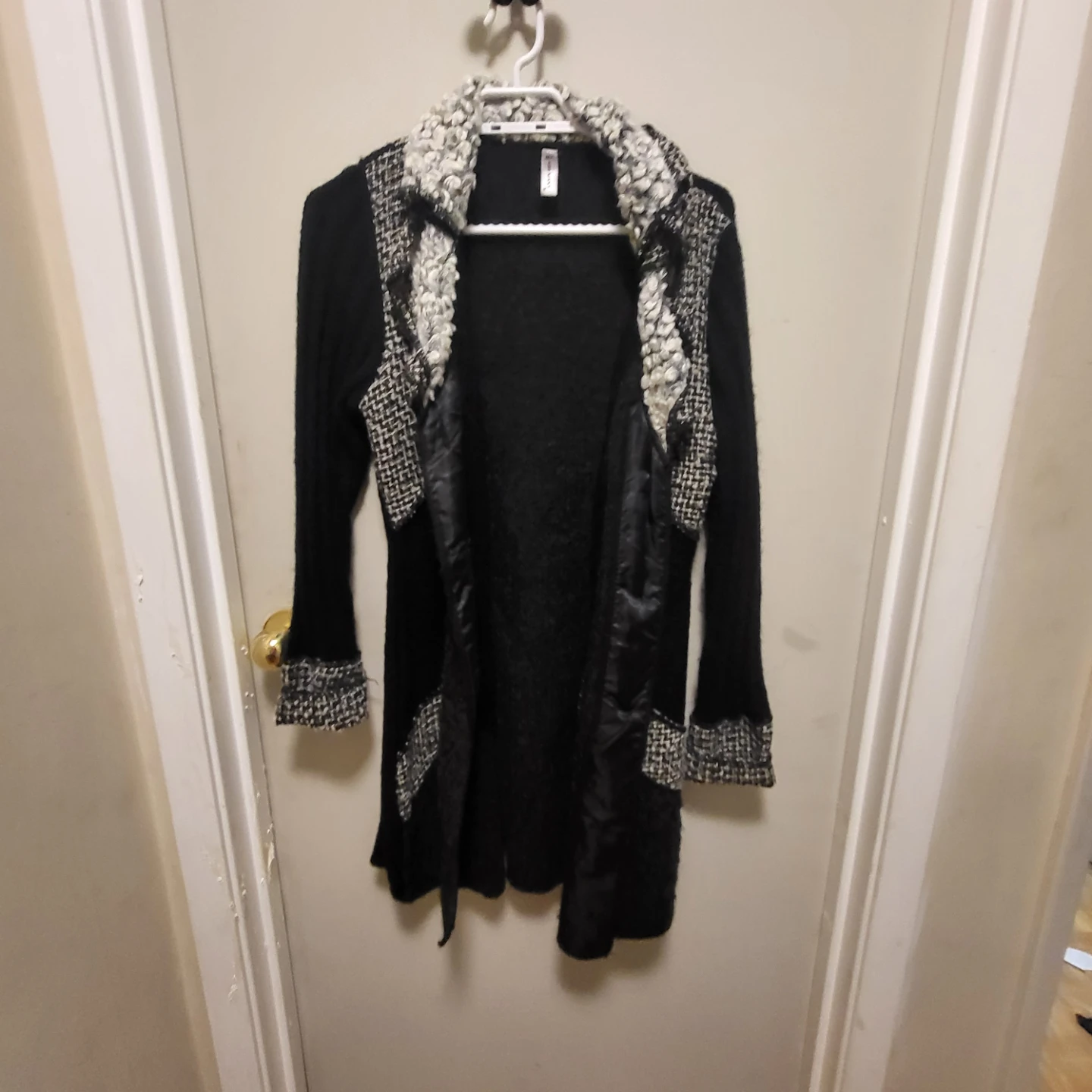 Miss Nikky Cardigan - Black/White - Like New Size M