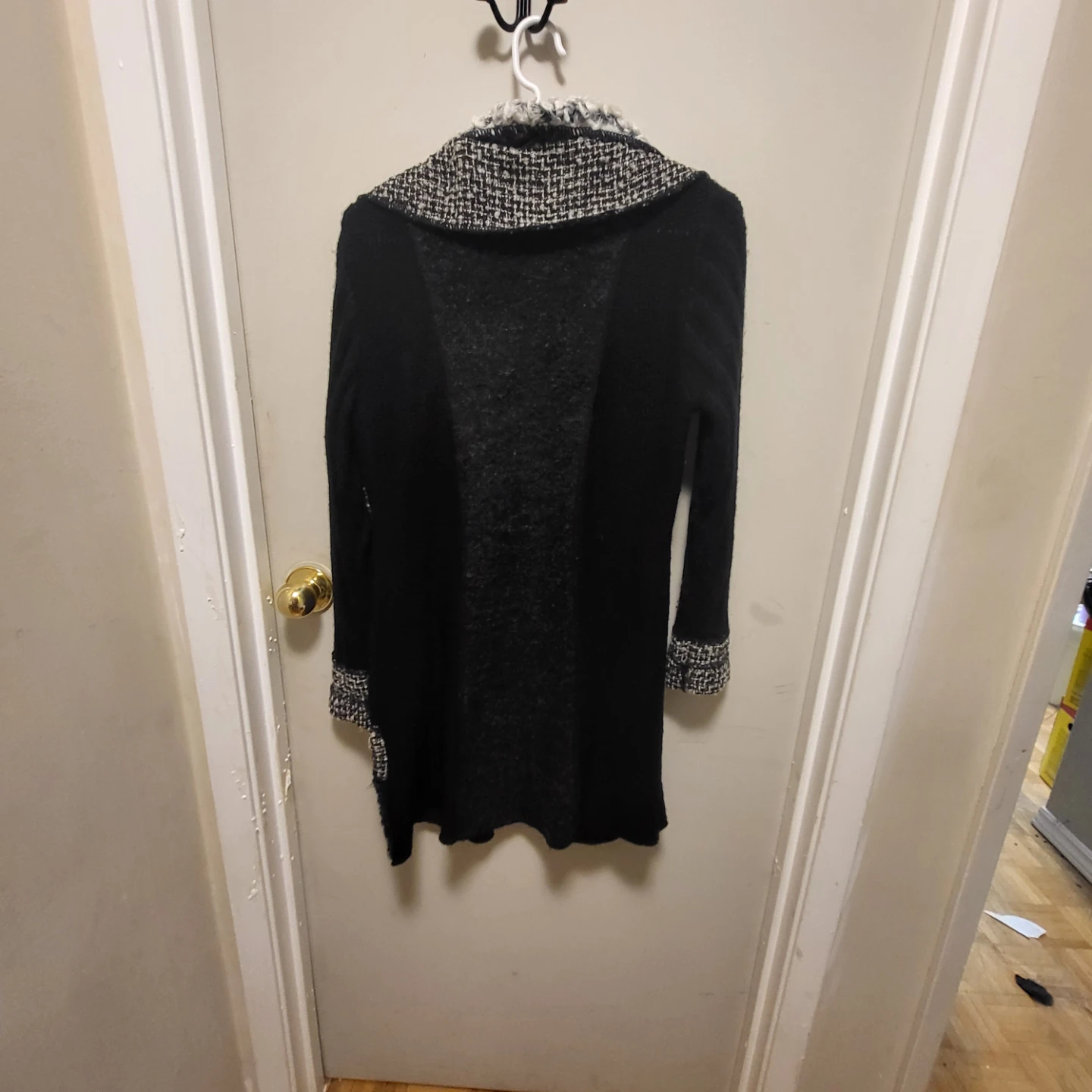 Miss Nikky Cardigan - Black/White - Like New Size M - photo 2