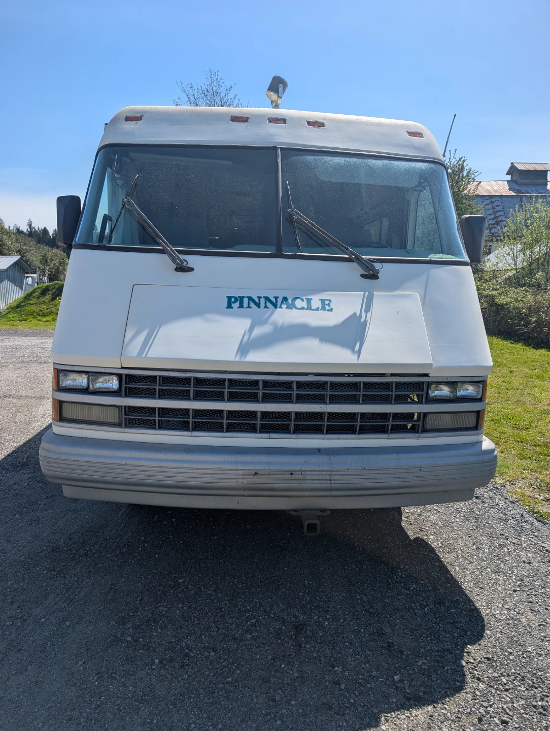 1997 Pinnacle 30 ft motorhome - photo 2