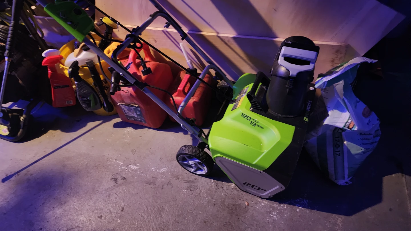 Greenworks 120-Volt Electric Snow Blower