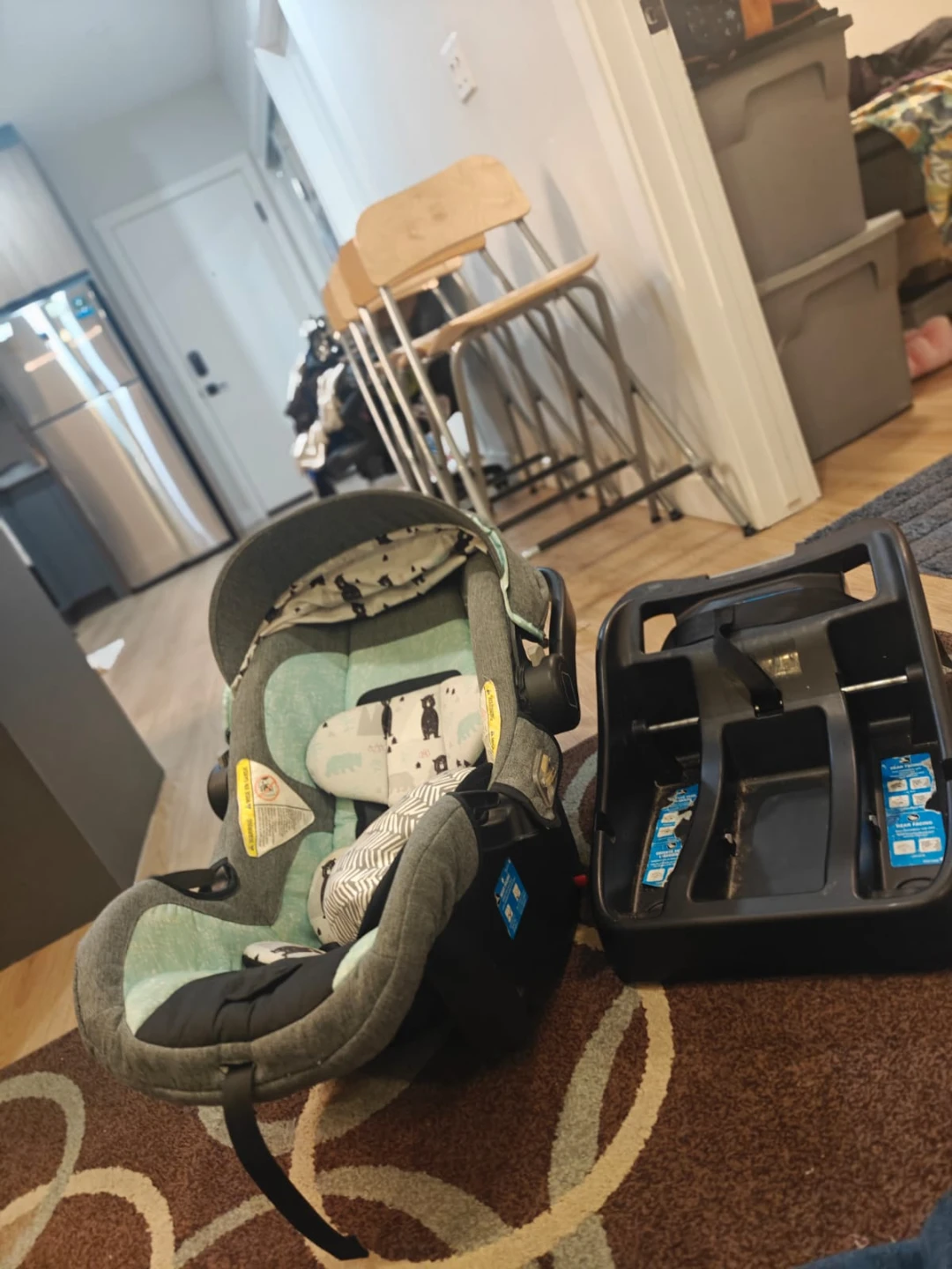 Safety 1st OnBoard 35 Infant Car Seat with Base - photo 3