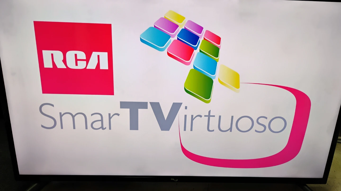 RCA 50" Ultra HD Smart TV - photo 4