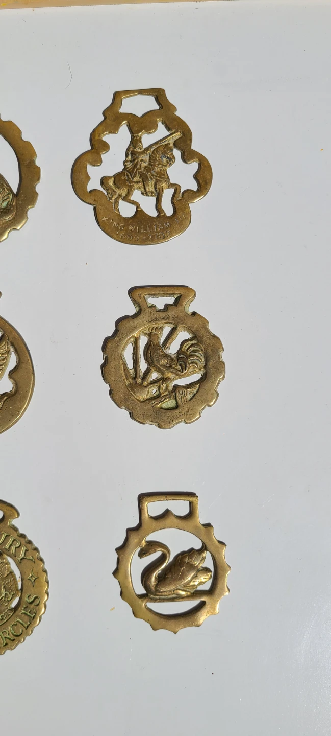 9 Horse Brasses - Vintage / Antique Brass Horse Decorations - photo 4