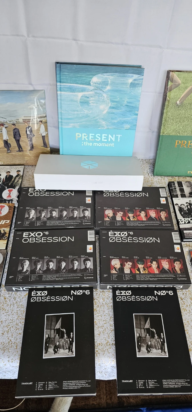 EXO K-pop Album Collection+ light stick - photo 3