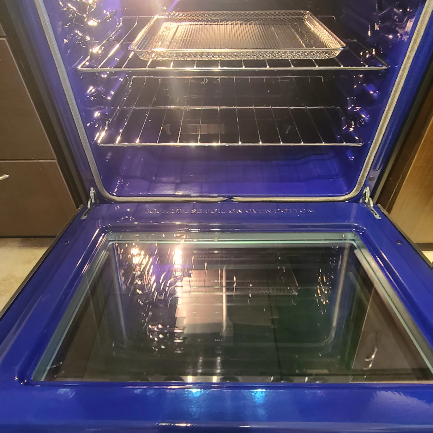 LG Stainless Steel Gas Range with Griddle - photo 2