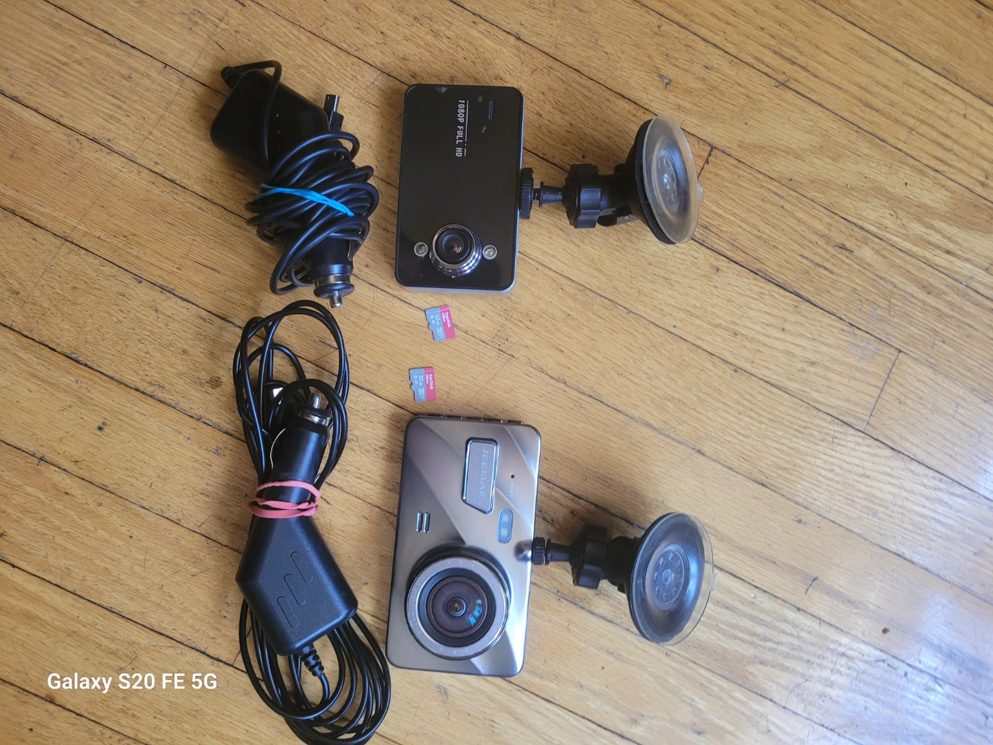 2x Dash Cams with 1080p Full HD, Wide Angle Lens, and SD Cards