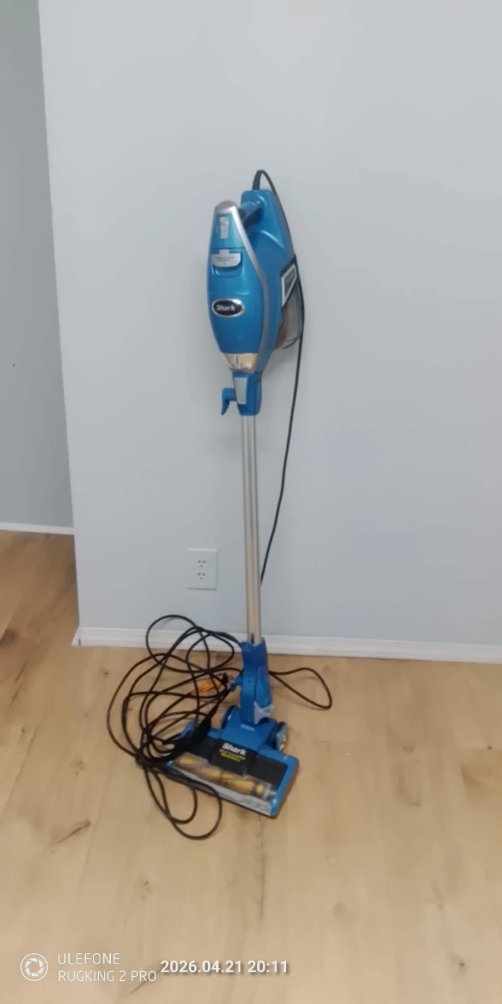 Shark Upright Vacuum Cleaner
