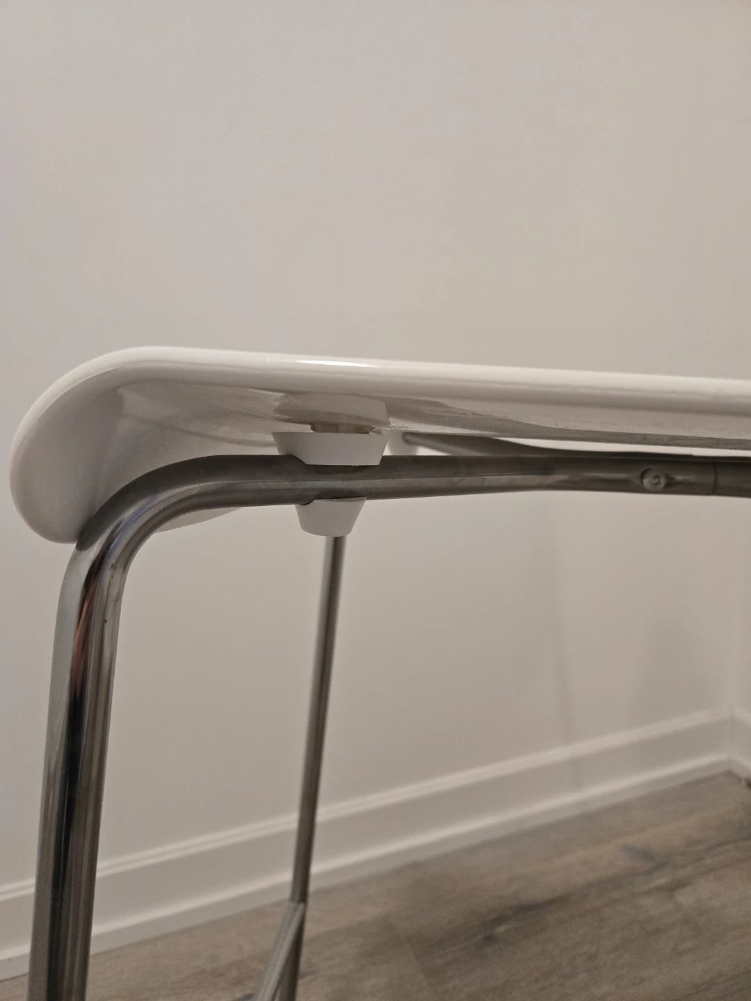 Set of 2 White Bar Stools - photo 4